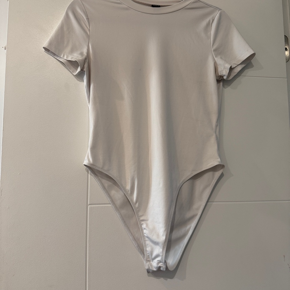 SHEIN White Bodysuit Classic Stretchy Top